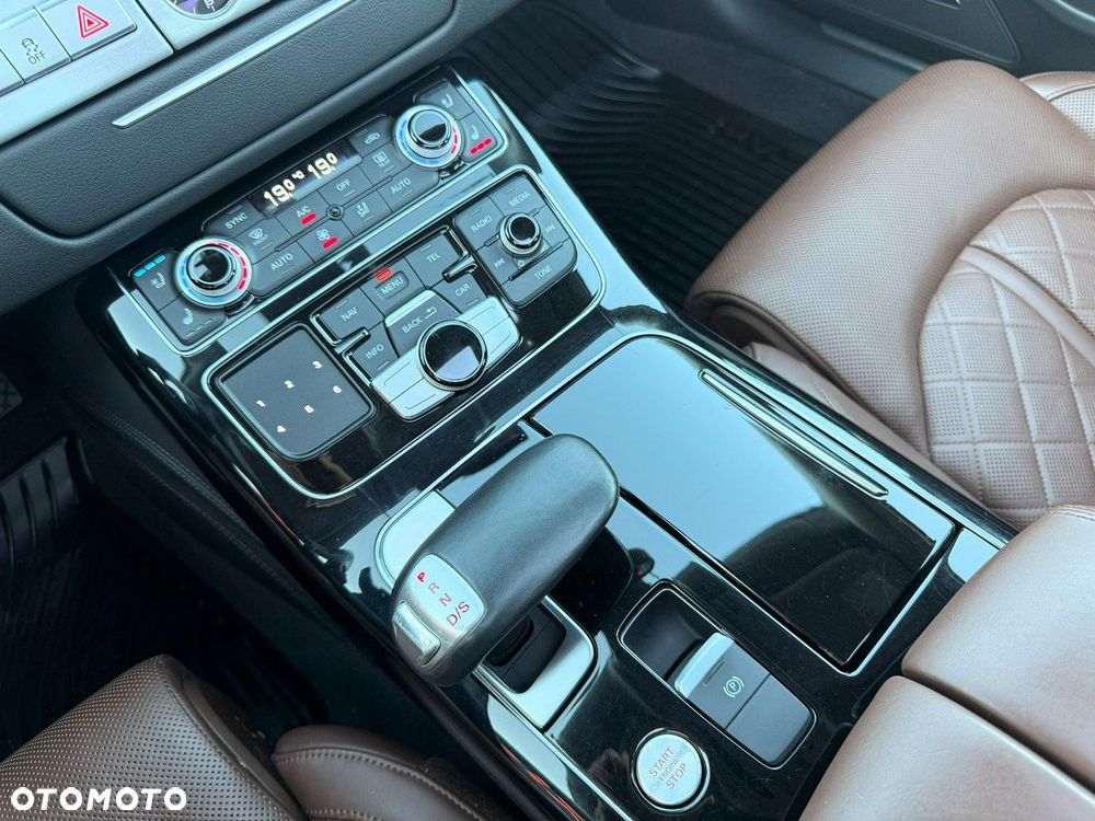 Audi A8 4.0 TFSI L Quattro - 23