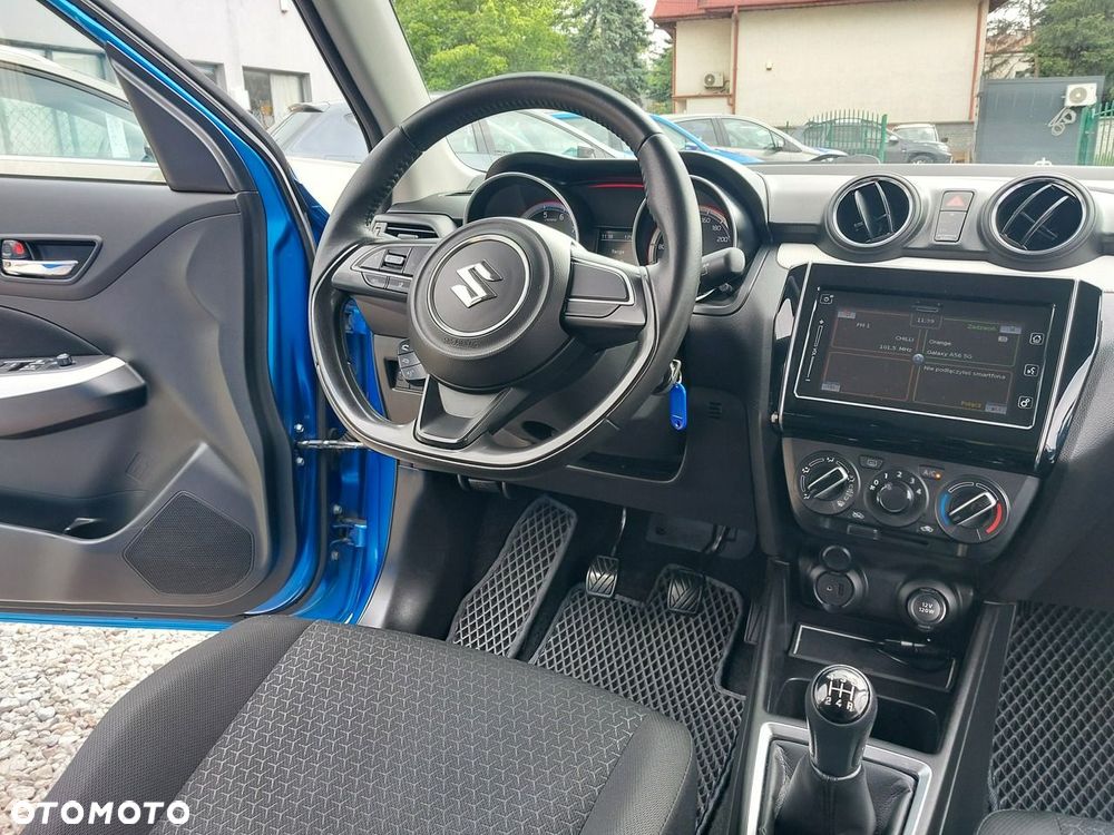 Suzuki Swift 1.2 SHVS Premium Plus - 16