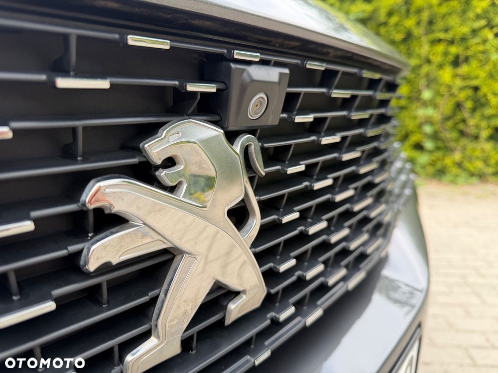 Peugeot 3008 BlueHDi 130 Stop & Start EAT8 Allure Pack - 21