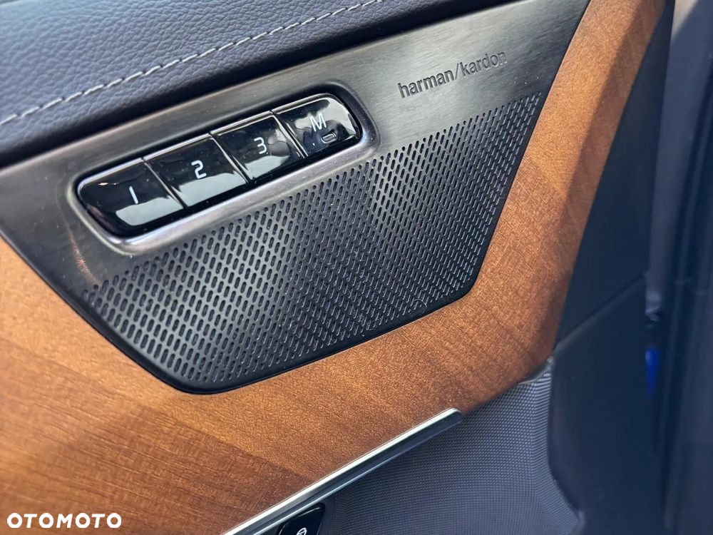 Volvo XC 90 - 12