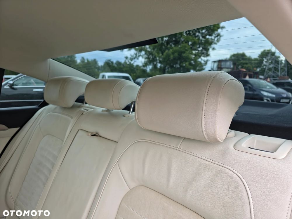 Volkswagen Passat 1.8 TSI BMT Highline DSG - 28