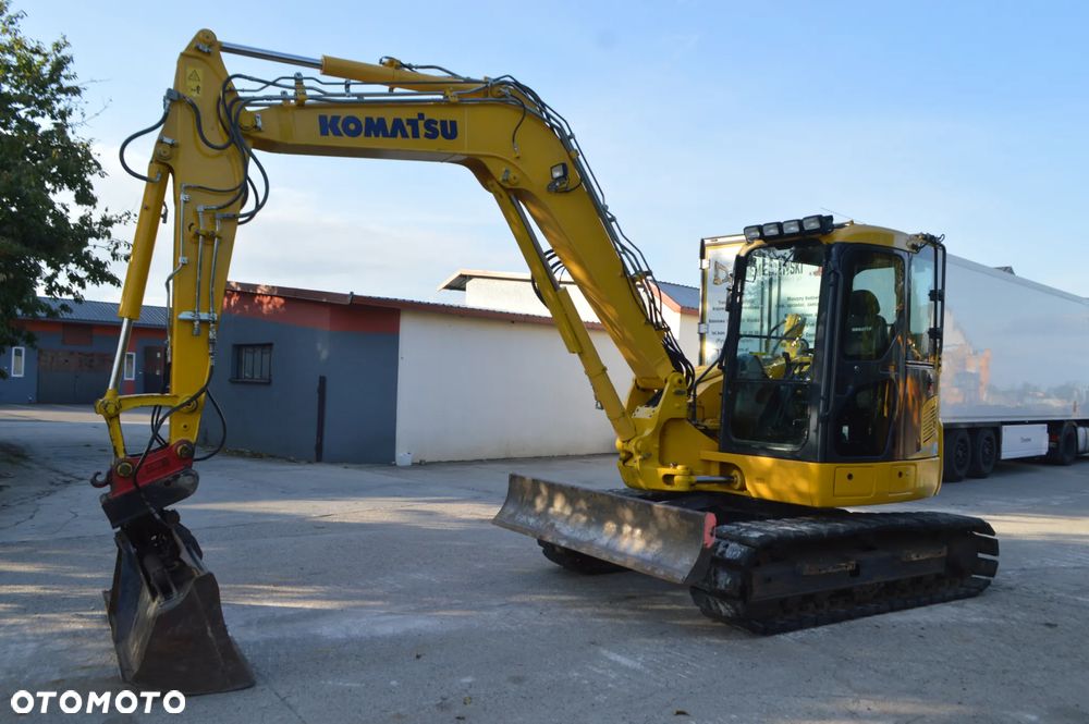 Używany Komatsu KOMATSU PC 88MR *2017* IDEALNA!!! 2017 - 175
