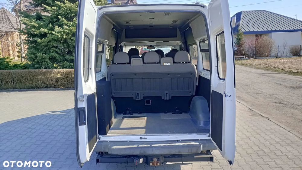 Ford Transit - 8