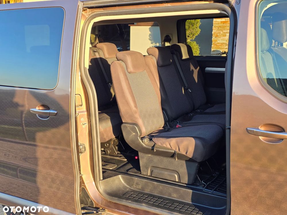 Toyota Proace Verso 2.0 D4-D Long Business - 11