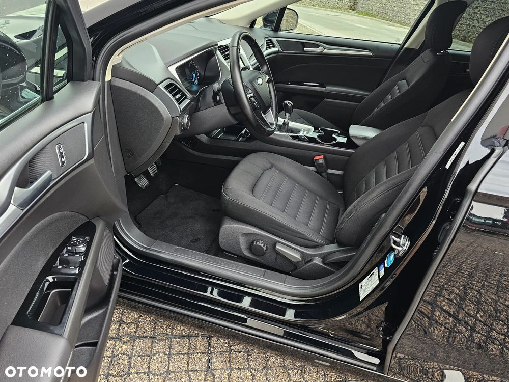 Ford Mondeo 2.0 TDCi STart-Stopp Titanium - 33