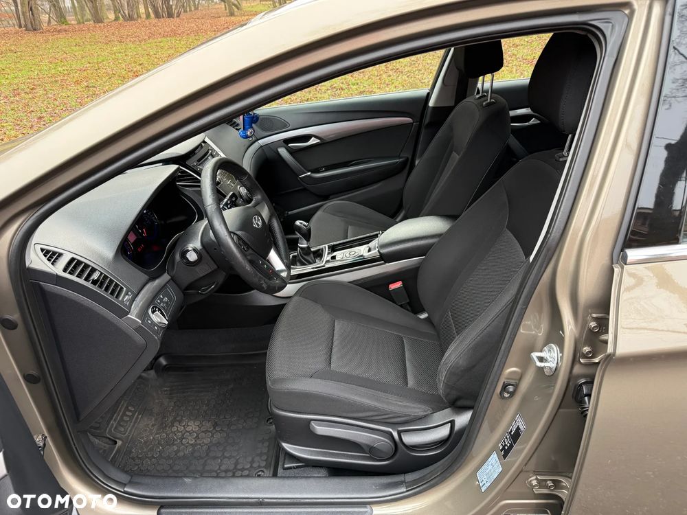 Hyundai i40 Kombi 1.6 Trend - 12