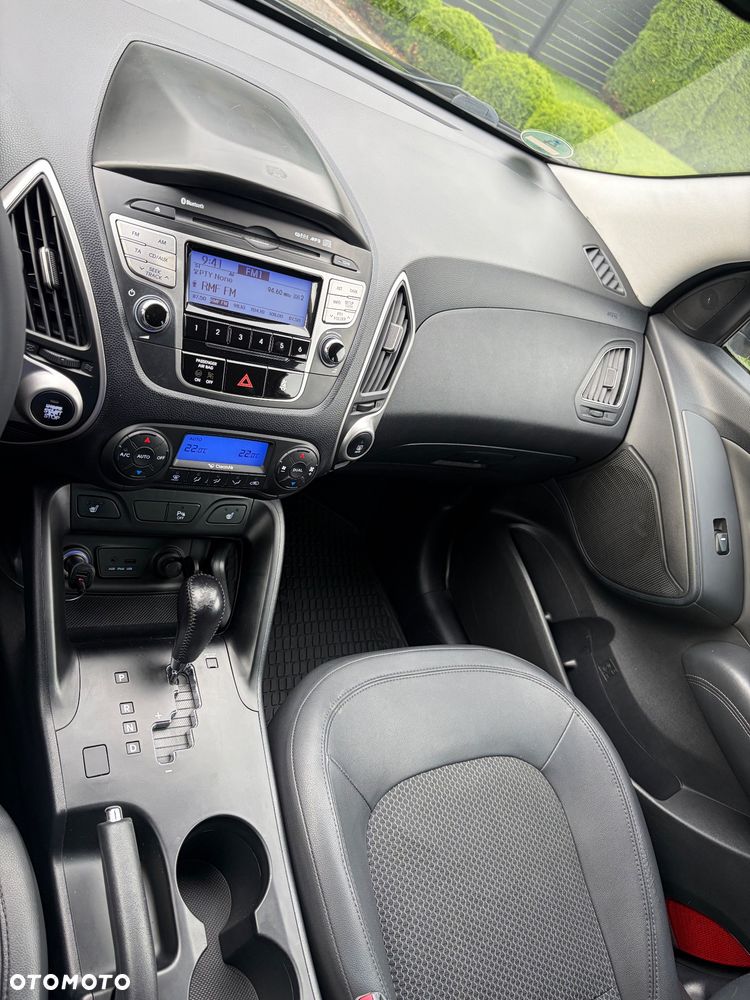 Hyundai ix35 2.0 Premium 2WD - 19