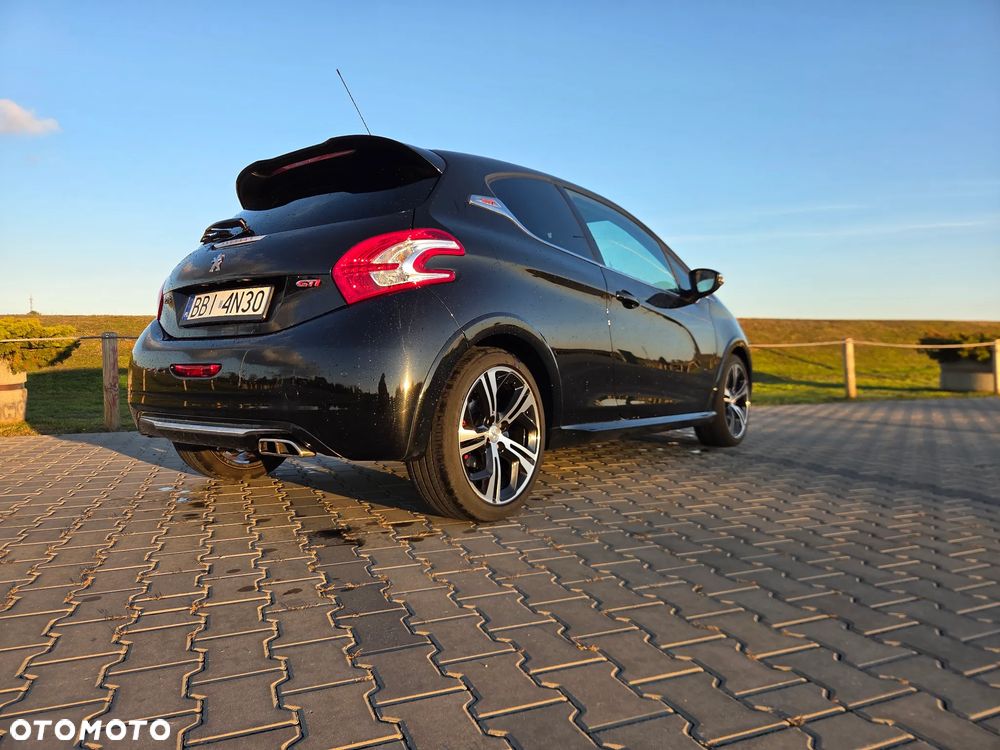Peugeot 208 1.6 THP GTi - 3