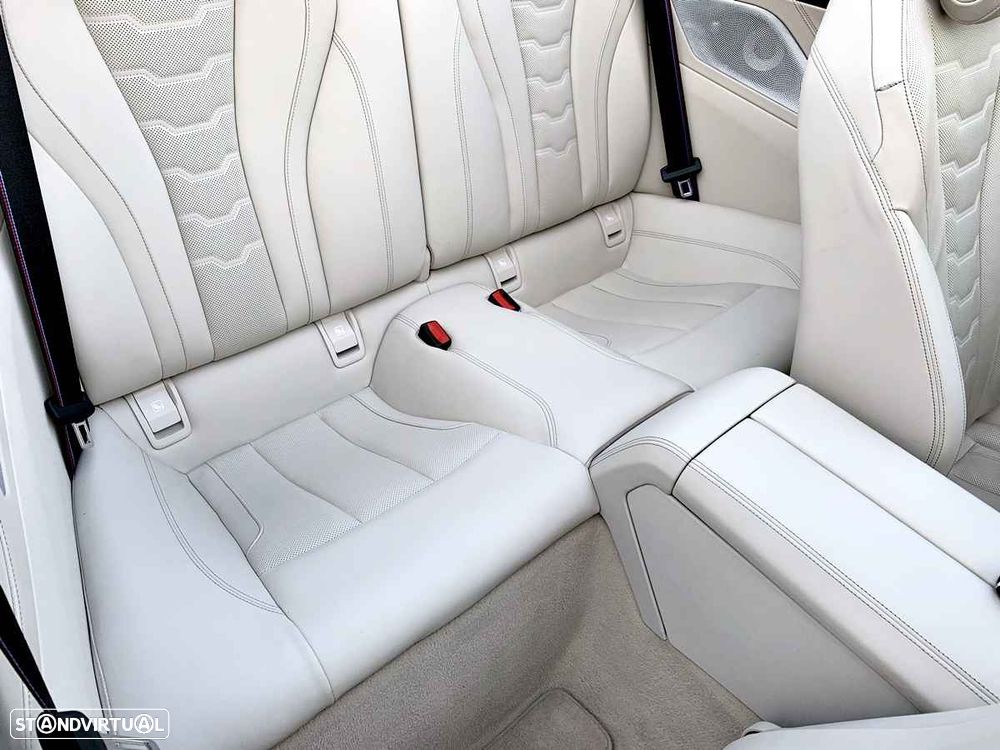 BMW 840 d xDrive Pack M - 33