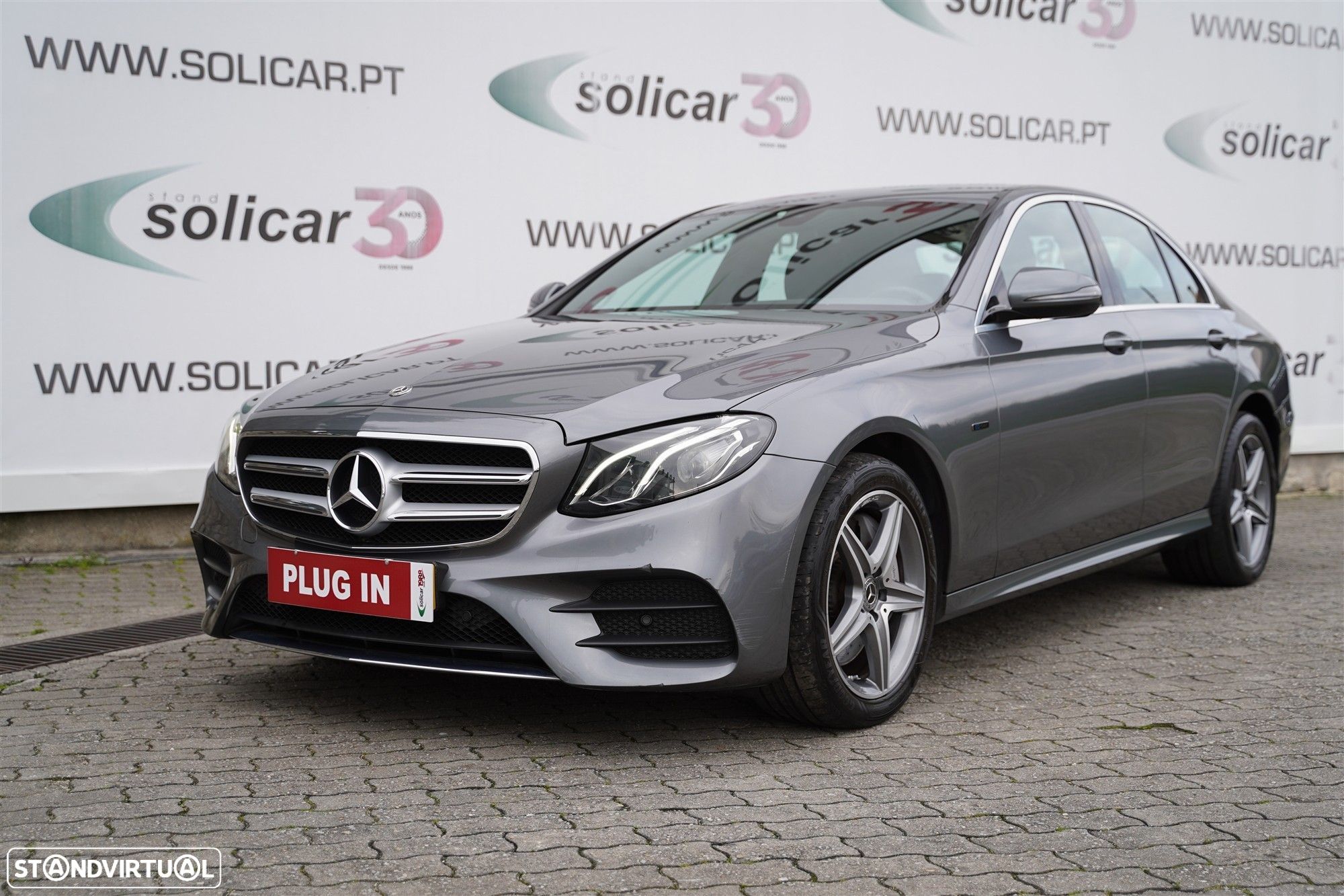 Mercedes-Benz E 300 de AMG Line - 1
