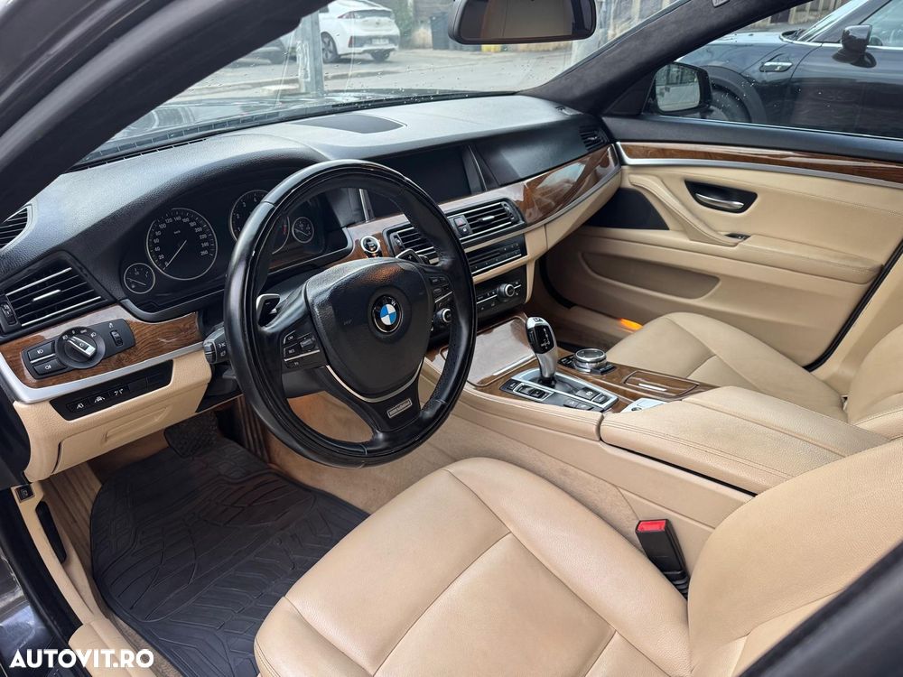 BMW Seria 5 528i xDrive AT - 10