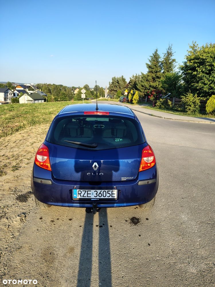 Renault Clio - 4