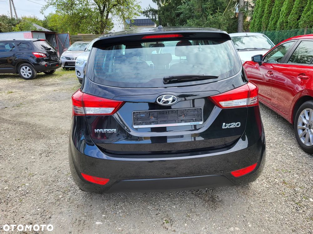 Hyundai ix20 - 10