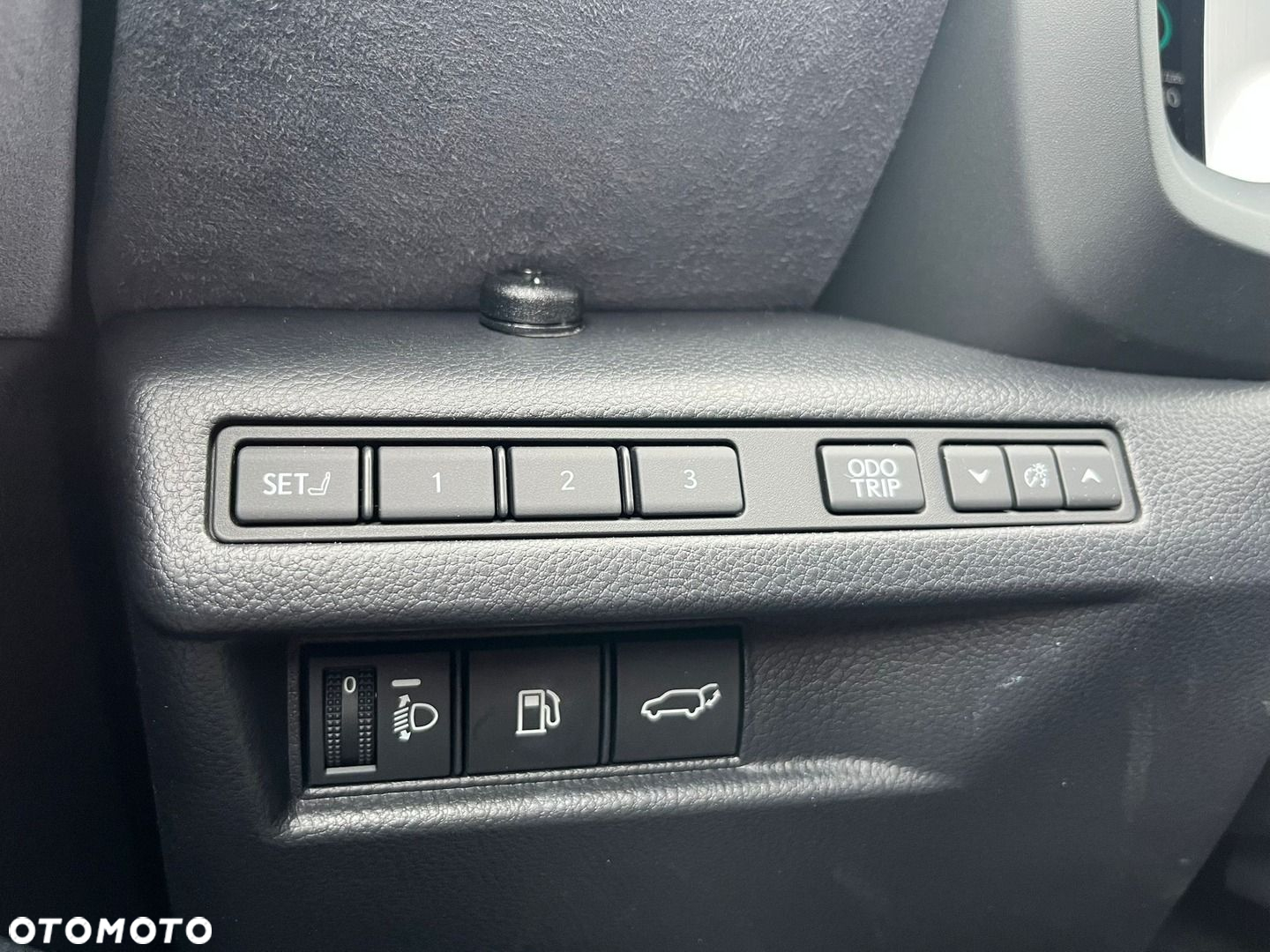 Lexus LBX 1.5 Hybrid Cool - 31