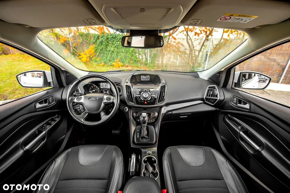 Ford Kuga 1.6 EcoBoost 4x4 Titanium - 24