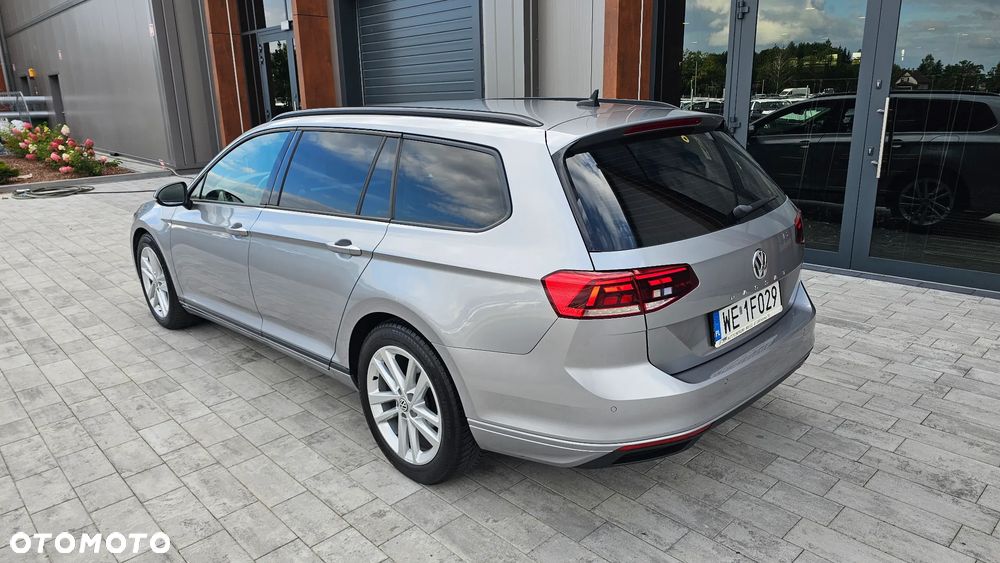 Volkswagen Passat Variant 2.0 TDI EVO Business DSG - 3