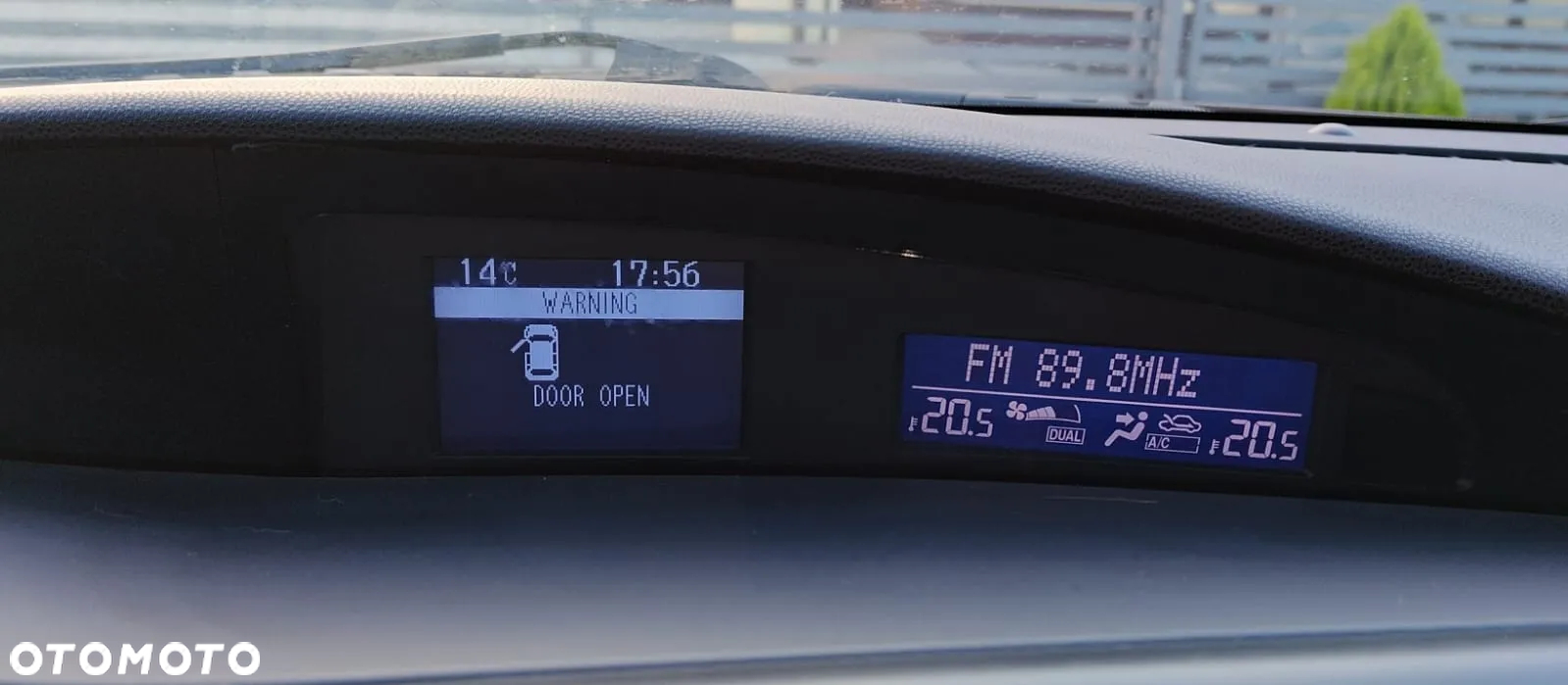 Mazda 3 1.6 Exclusive + - 12
