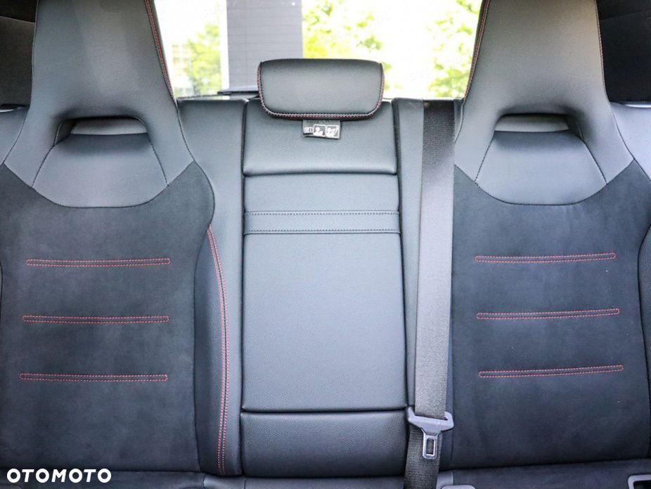 Mercedes-Benz Klasa A 35 AMG 4-Matic 8G-DCT - 14