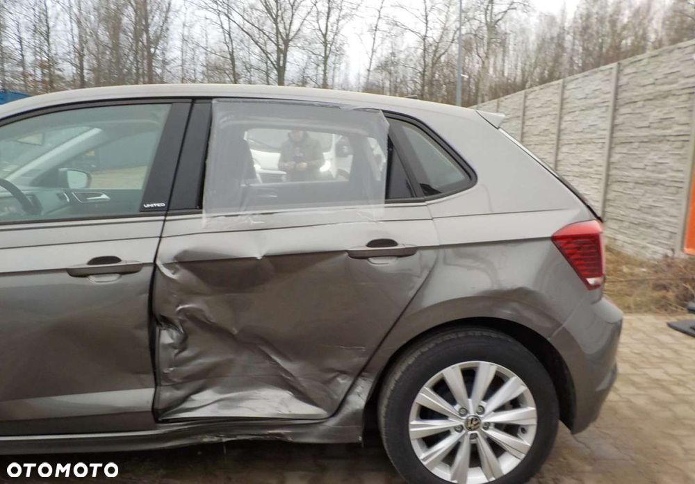 Volkswagen Polo - 7