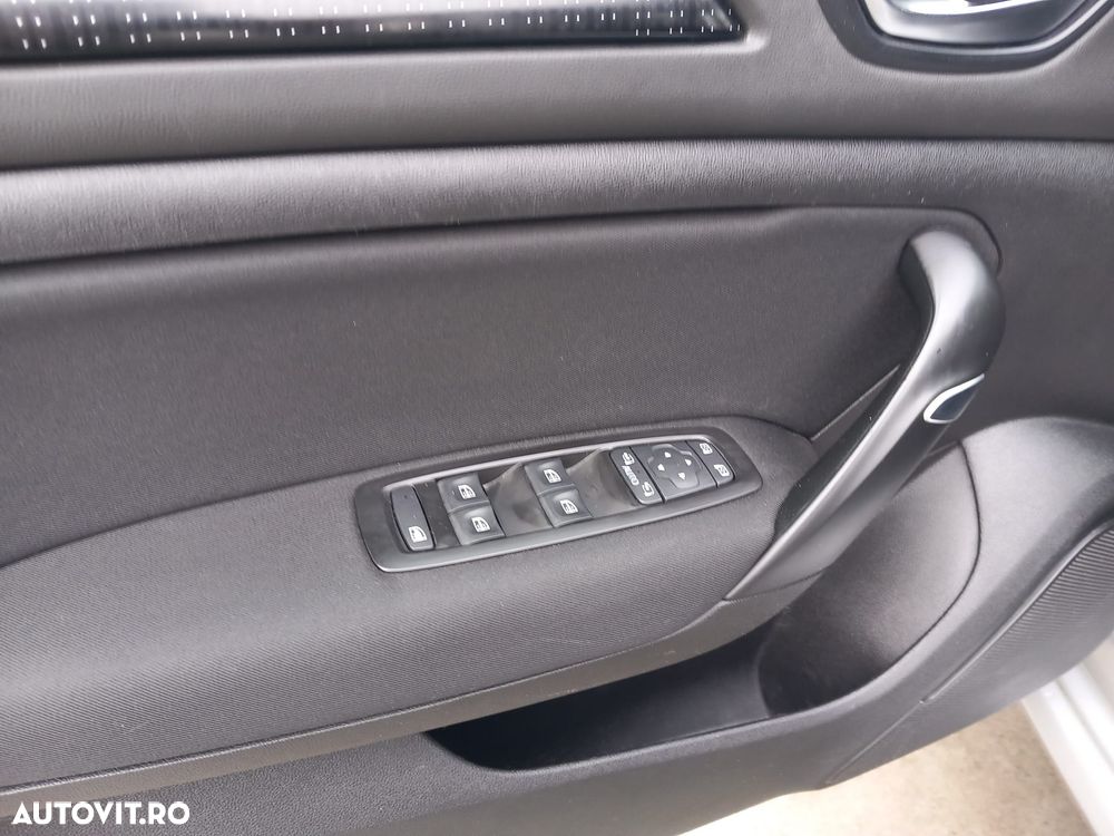 Renault Megane ENERGY dCi 110 BUSINESS - 9