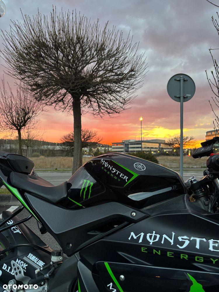 Yamaha R125 - 2