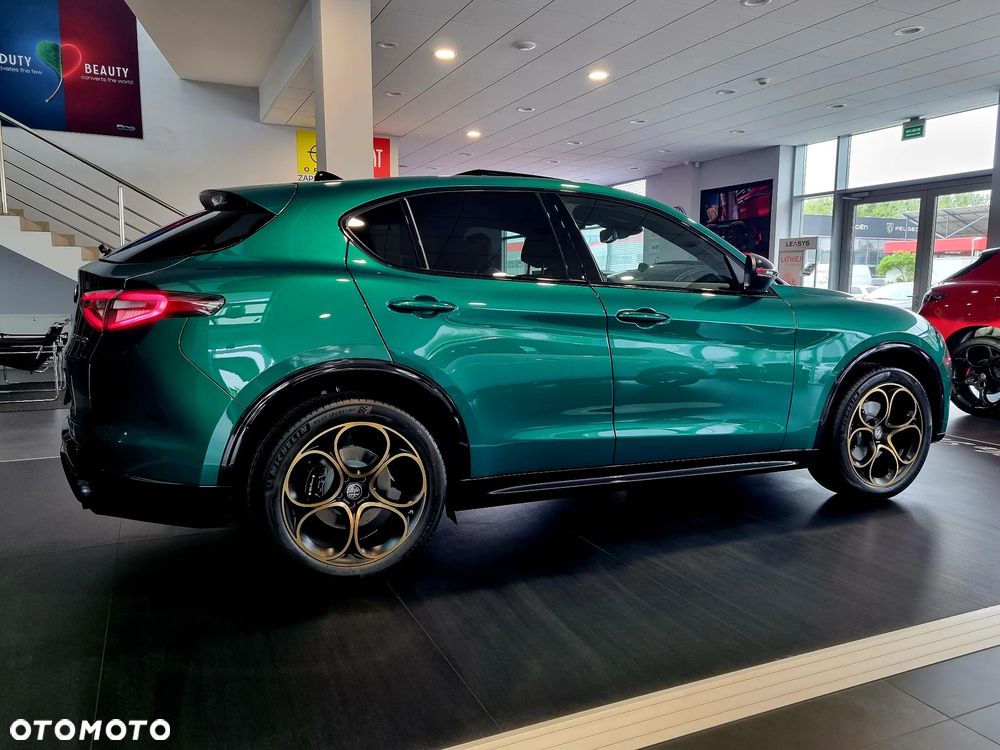 Alfa Romeo Stelvio 2.0 Turbo Intensa Q4 - 3