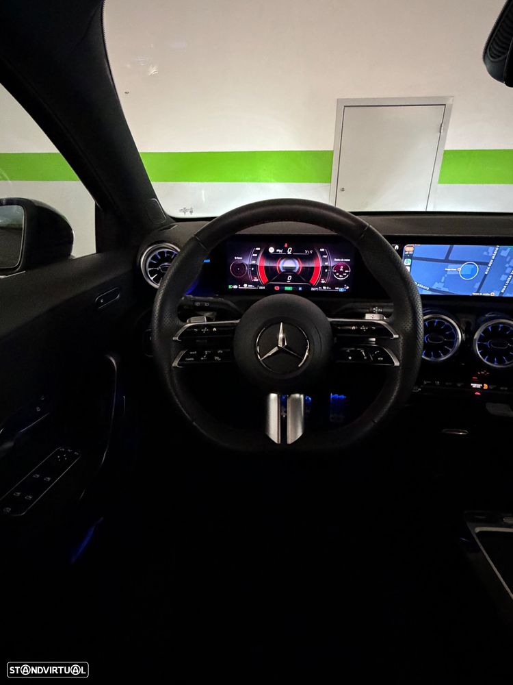 Mercedes-Benz A 250 e 8G-DCT AMG Line Advanced - 29