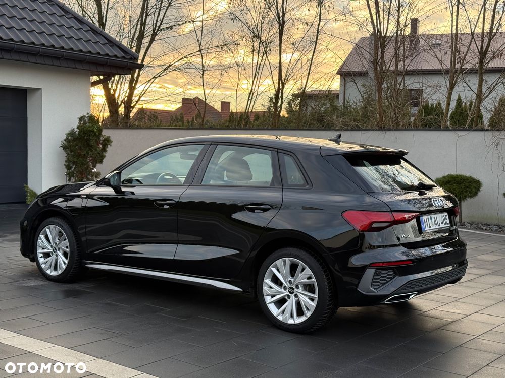 Audi A3 Sportback 40 TFSIe S tronic S line - 12