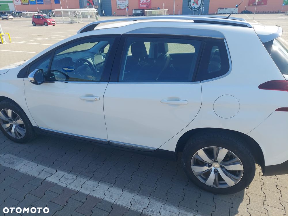 Peugeot 2008 PureTech 82 ETG5 STOP&START Allure - 12