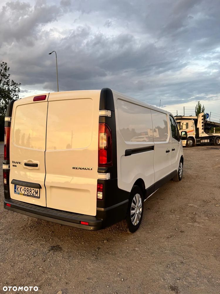 Renault TRAFIC - 6
