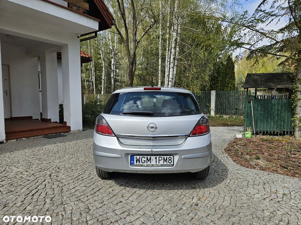 Opel Astra 1.3 CDTI - 4