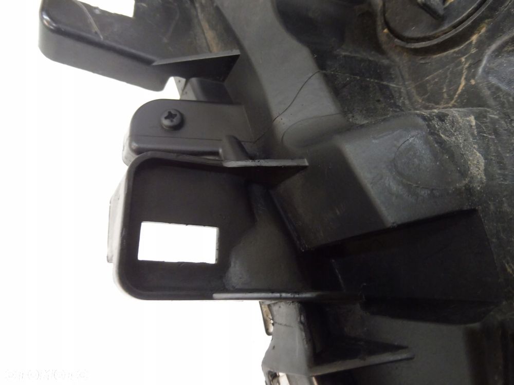 nissan navara d23 lift np300 lampa prawa full led - 6