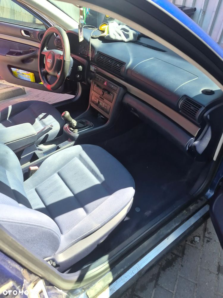 Audi A4 Avant - 19