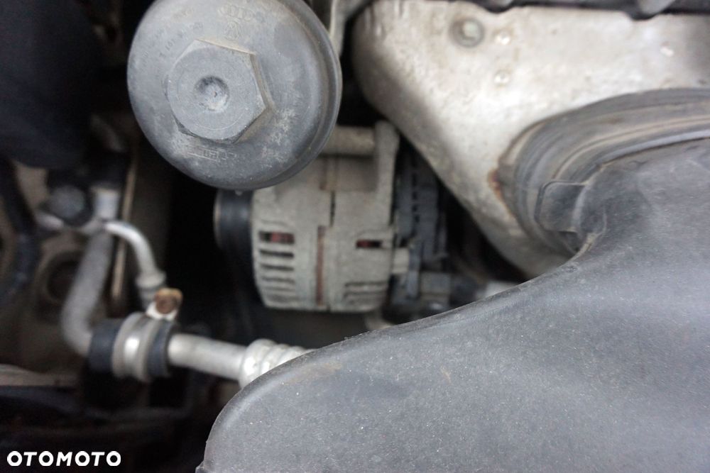 ALTERNATOR OCTAVIA II 1Z3 1.6 FSI  SKODA 2004-2008 03C903023D - 1