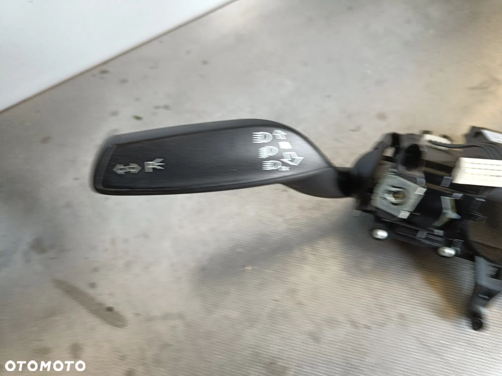 Przełącznik zespolony Audi A1 Manetka Włącznik kierunkowskazów wycieraczek 8X0953501B - 2