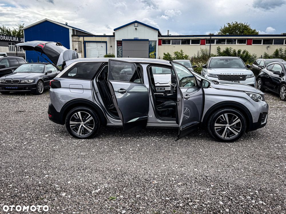 Peugeot 5008 1.2 PureTech Allure S&S - 17