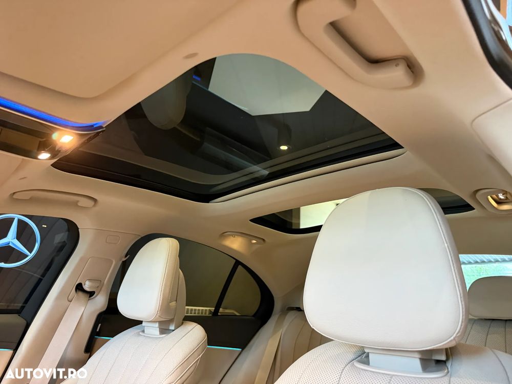 Mercedes-Benz E 200 4MATIC MHEV - 13