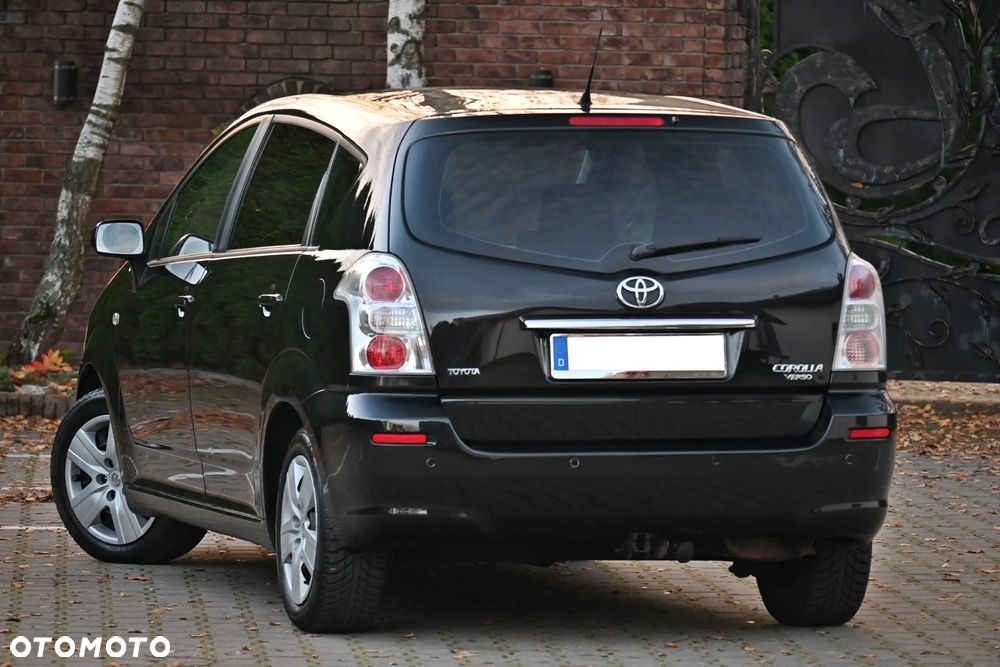 Toyota Corolla Verso 1.8 Sol + 7os - 16