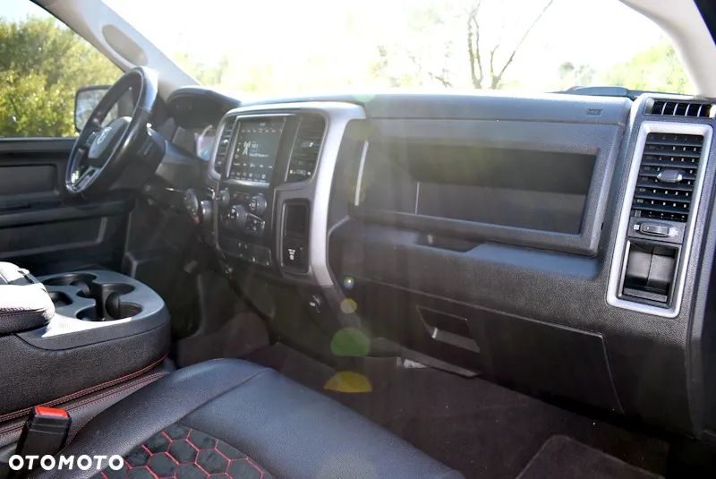 RAM 1500 - 17