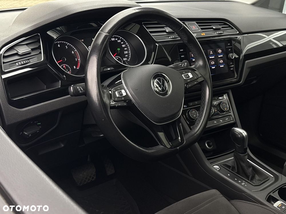 Volkswagen Touran 1.5 TSI EVO Highline DSG - 9