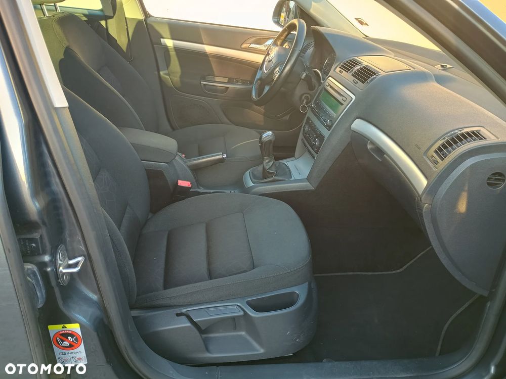 Skoda Octavia 1.6 TDI DPF FAMILY - 17