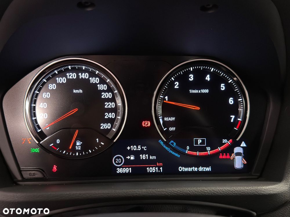 BMW X1 sDrive18i - 10