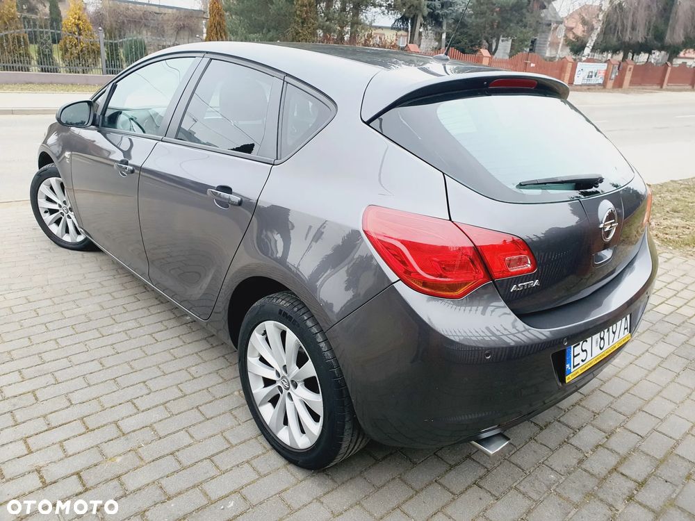 Opel Astra 1.4 Turbo - 16