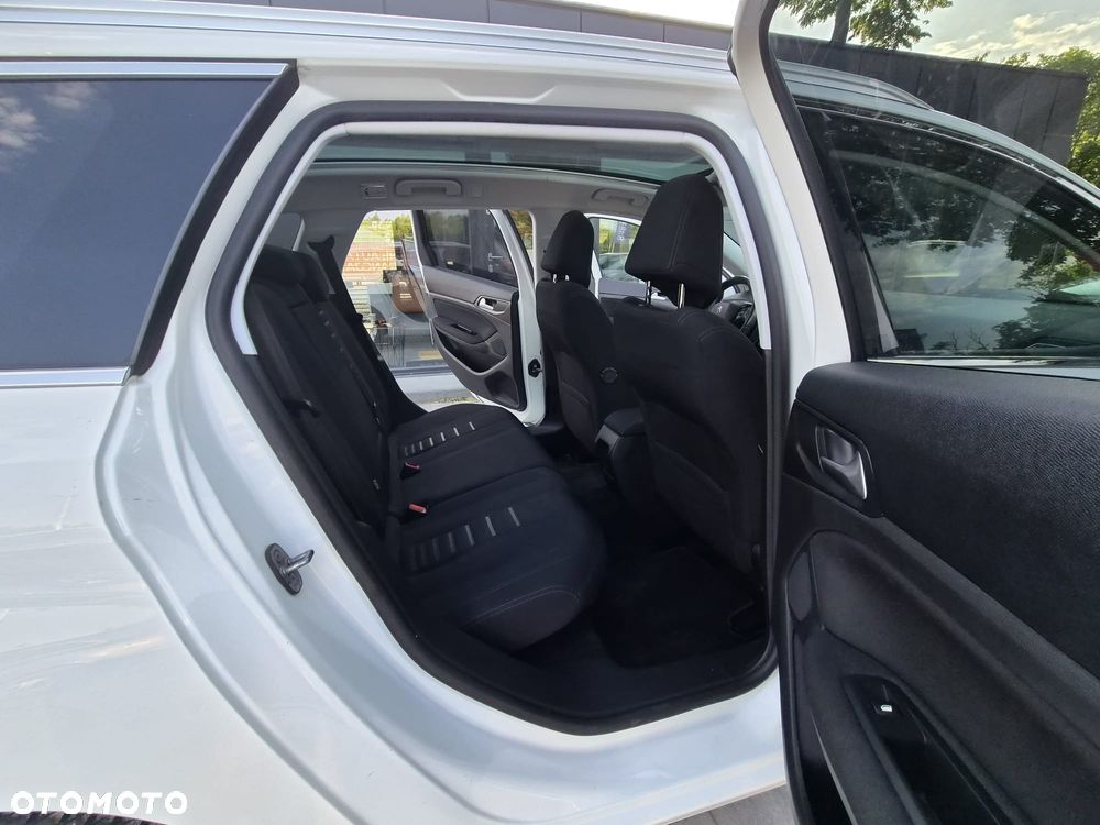 Peugeot 308 1.6 e-HDi Active S&S - 20