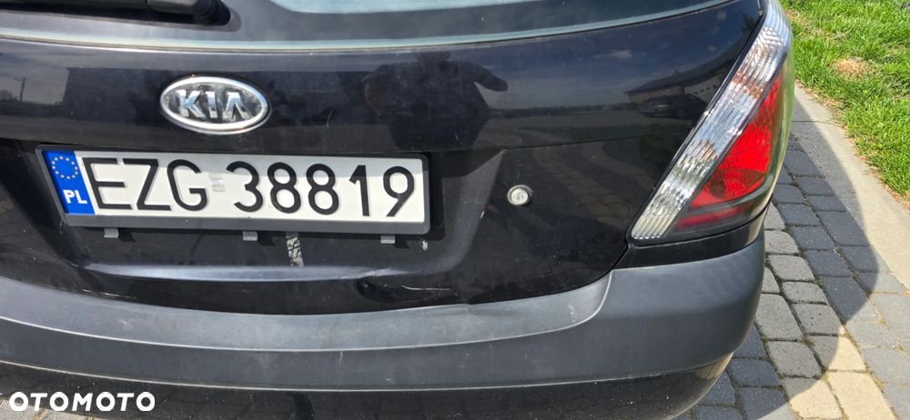 Kia Rio - 3