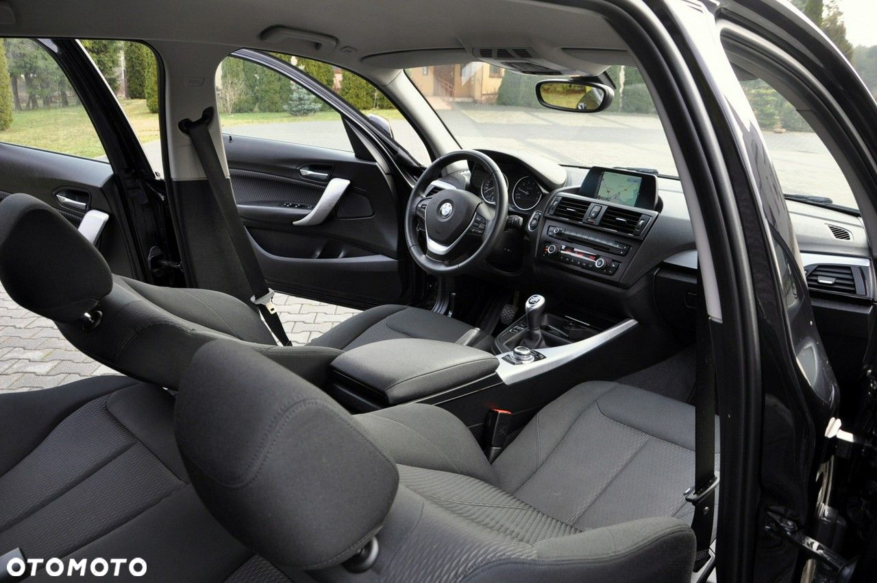 BMW Seria 1 118i Sport Line - 23