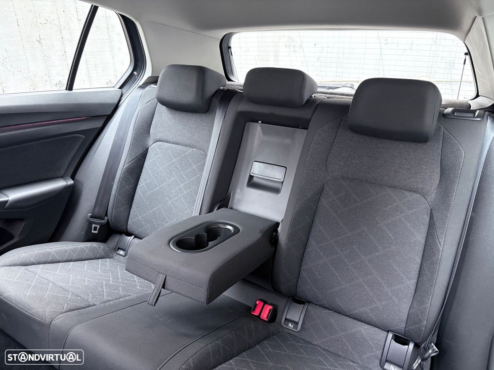 VW Golf 1.0 TSI Life - 48