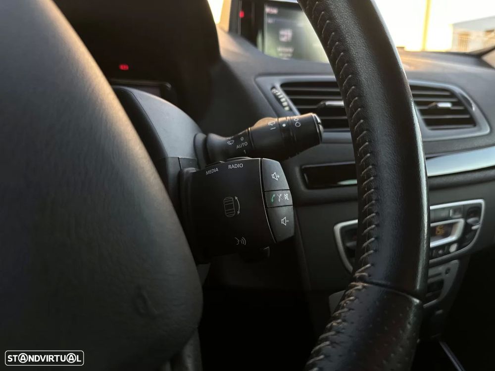 Renault Mégane Sport Tourer 1.5 dCi Bose Edition - 38