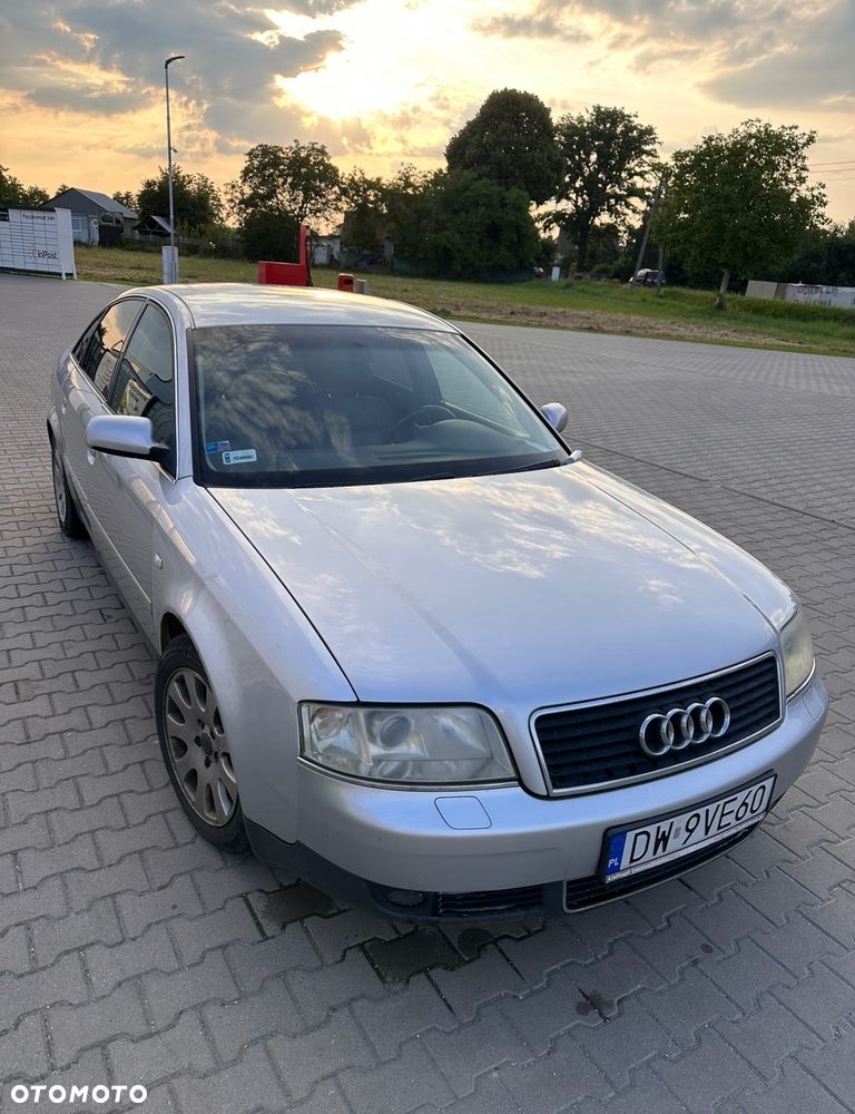 Audi A6 Limousine 2.4 - 2