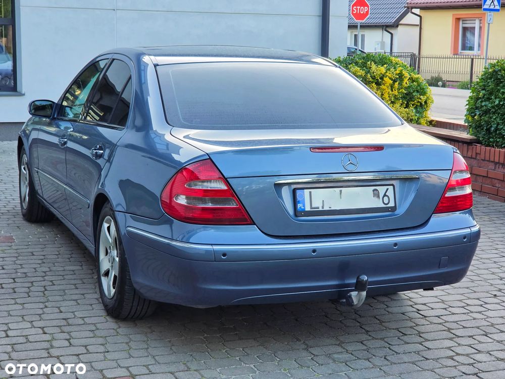 Mercedes-Benz Klasa E - 22